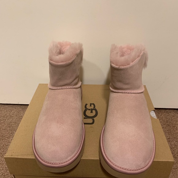 NIB UGG Classic Mini Swarovski Crystal Boots - Picture 4 of 4